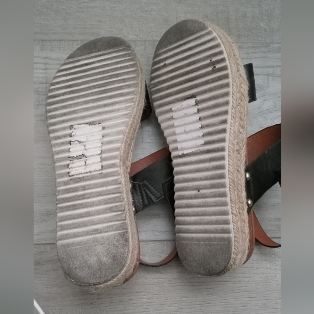 Worn twice Natural reflections sandals - Picture 5 of 5